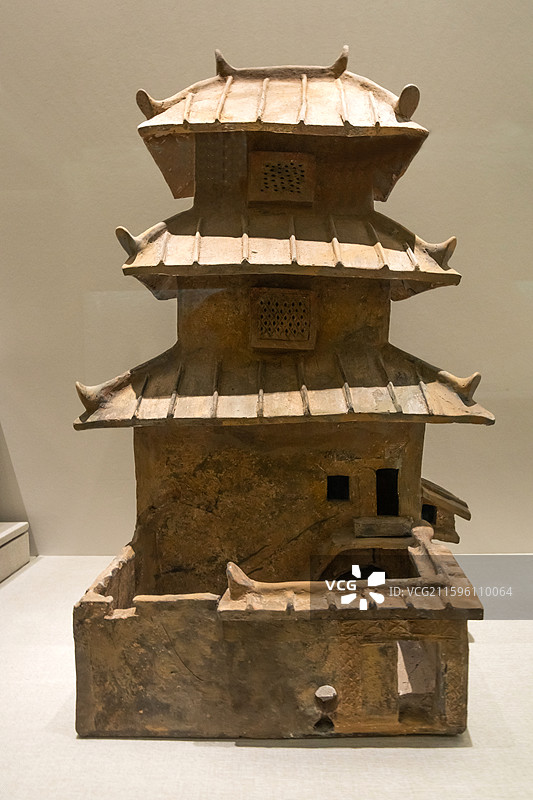 湖北省博物馆陶楼东汉时期25-220年1971年湖北省宜昌市前坪18号墓出土图片素材