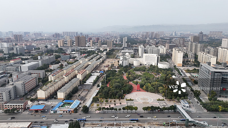 呼和浩特新城区阿尔泰游乐园附近城市风光图片素材