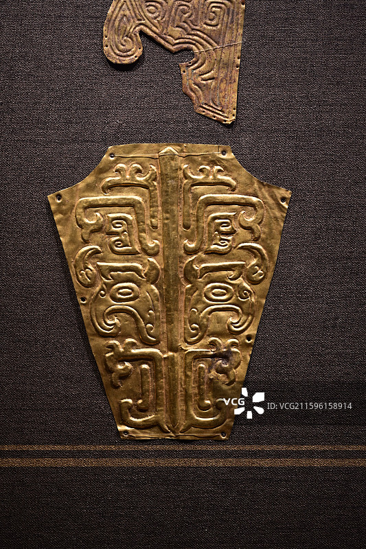 礼县秦公大墓金箔 甘肃省博物馆图片素材