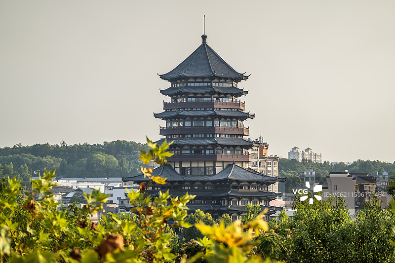 江西省景德镇市珠山区风景路昌南阁宝塔楼古建筑历史文化特色人文图片素材