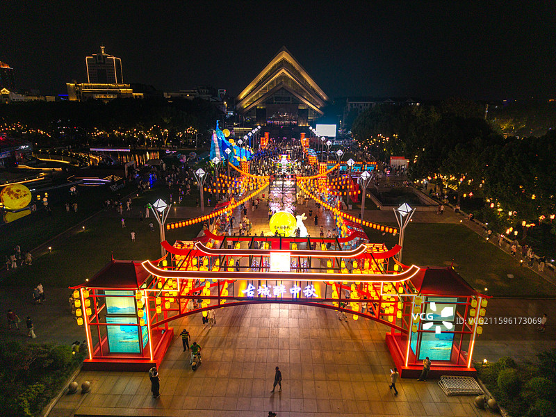 绍兴城市广场节日图片素材