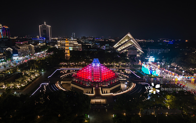 绍兴城市广场夜景航拍图片素材