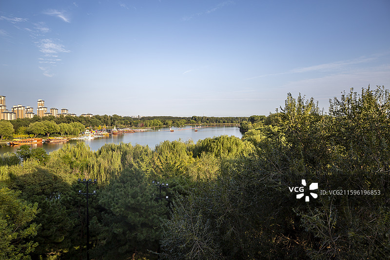 北京通州大运河森林公园：从月岛观景平台俯拍通州大运河图片素材