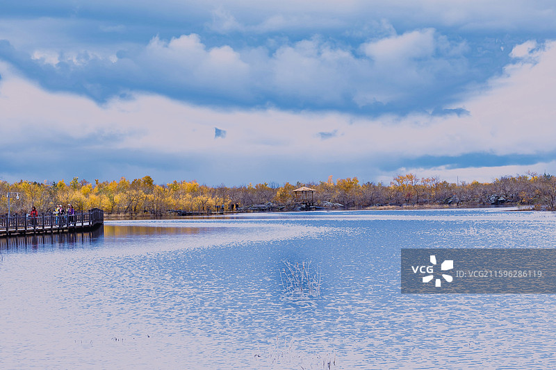 五大连池温泊之碧泊图片素材