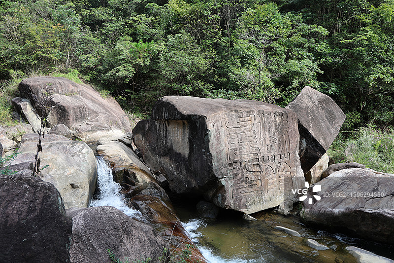 浙江台州天台山石梁飞瀑景区天下第一印图片素材