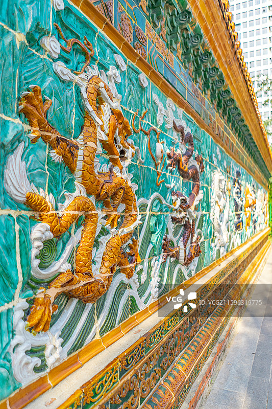 中国级旅游景区拍摄主题，山东济宁任城区观音阁道观唐三彩龙生九子九龙壁，户外白昼无人图像摄影图片素材