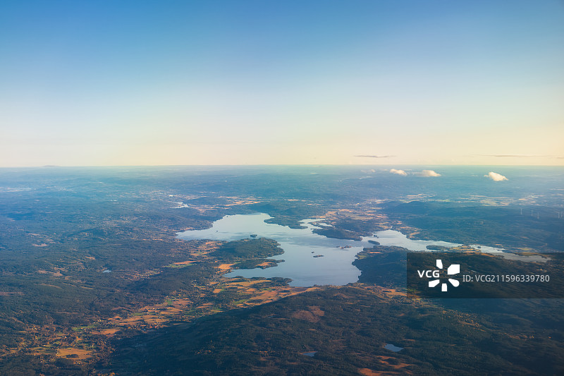 挪威王国Norway，Hedmark，内陆郡Innlandet，斯图尔湖Storsjøen，航拍图片素材