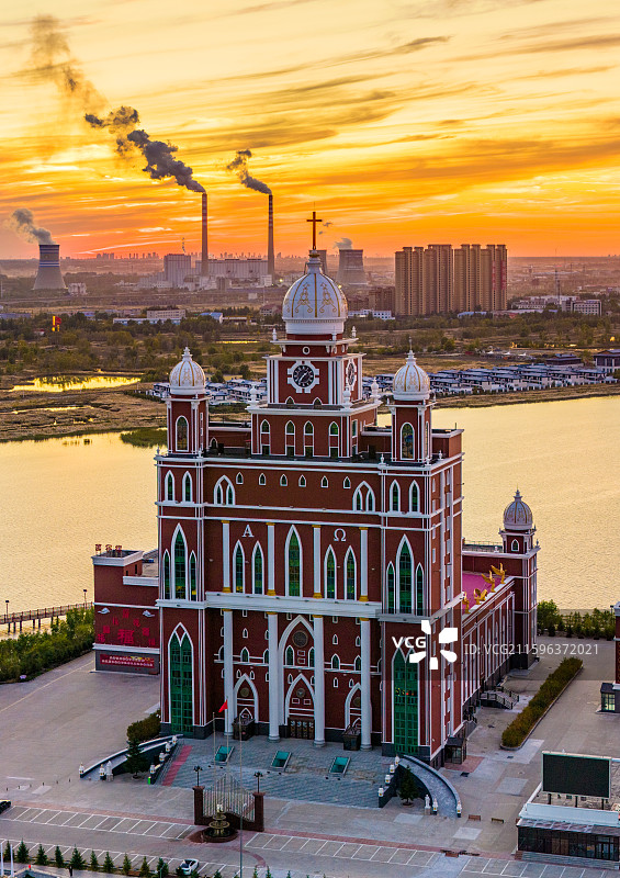 大庆磐石大教堂航拍图片素材