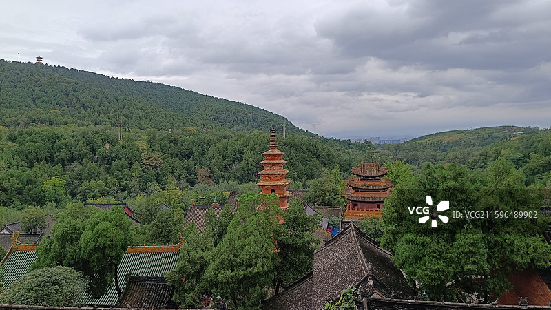 山林间的古塔与古建筑-汝州风穴寺图片素材