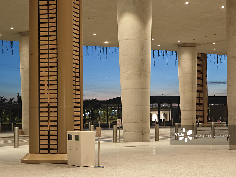 柬埔寨金边中国援建德崇新机场图片素材