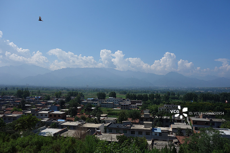 陕西省西安市长安区兴教寺后山拍樊川图片素材