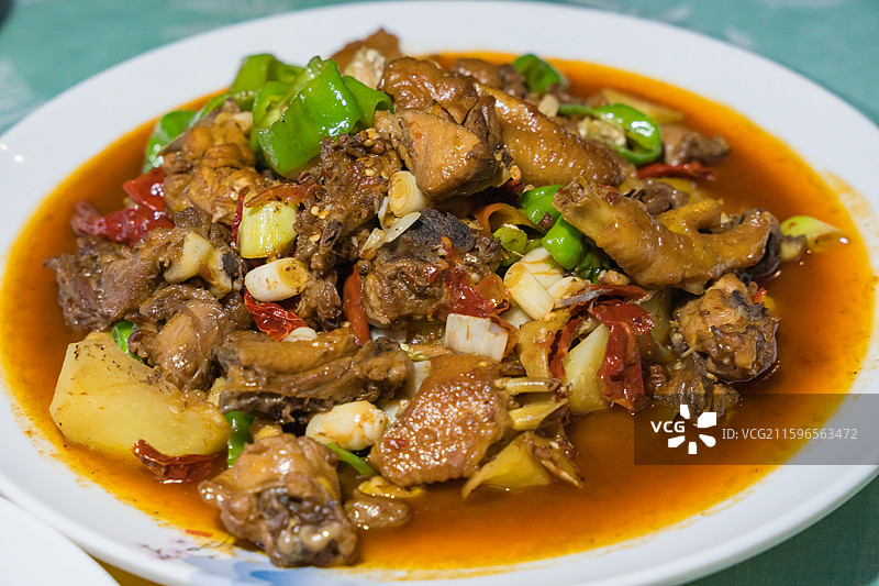 新疆沙湾大盘鸡 美食 血站大盘鸡图片素材