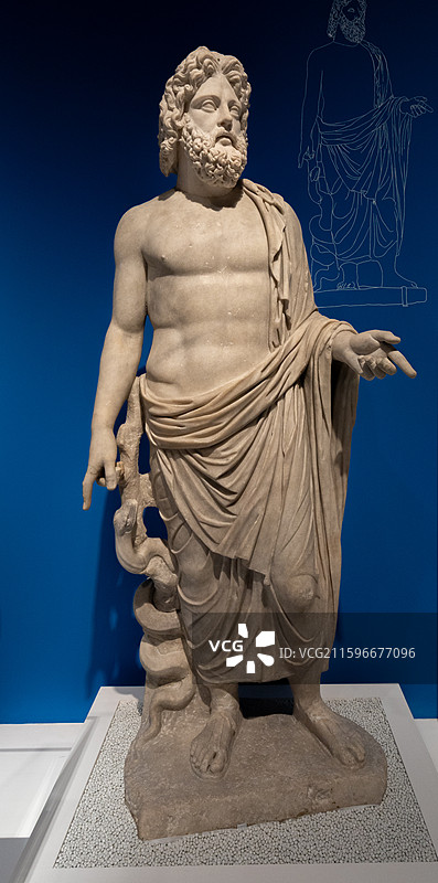 英国利物浦国家博物馆藏医疗之神阿斯克勒庇俄斯雕像图片素材