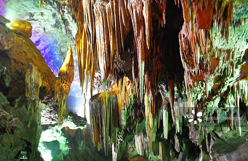 中国最美的旅游洞穴——辽宁本溪水洞图片素材
