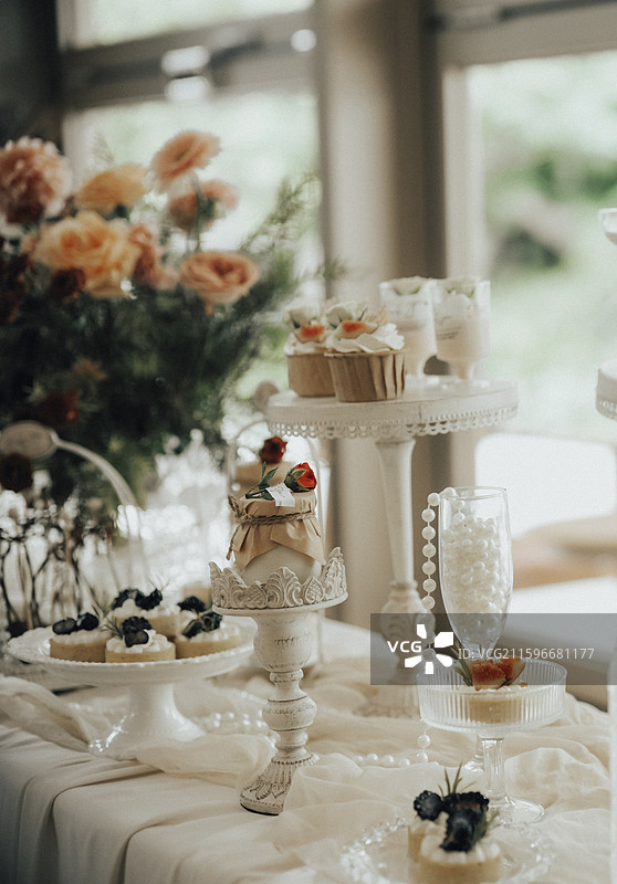 茶歇，点心，甜品，甜点，下午茶，甜品台，冷餐，甜食，蛋糕，美食，美味，食物，婚礼摆台，摆台，高端，活图片素材
