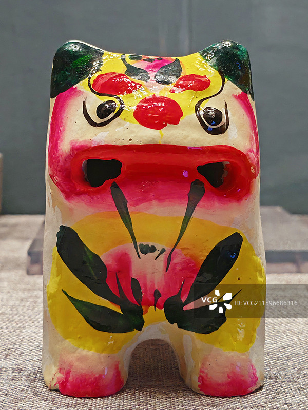 泥老虎主题泥塑 高密聂家庄泥塑 潍坊市博物馆图片素材