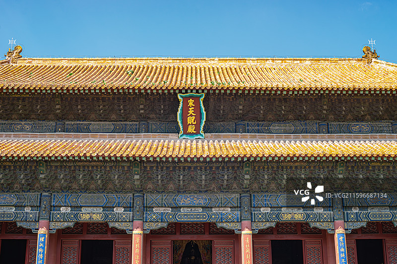 中国非都市风光拍摄主题，山东泰安国内著名景点泰山风景区，岱庙行宫里的天贶殿宫殿，户外白昼无人图像摄影图片素材