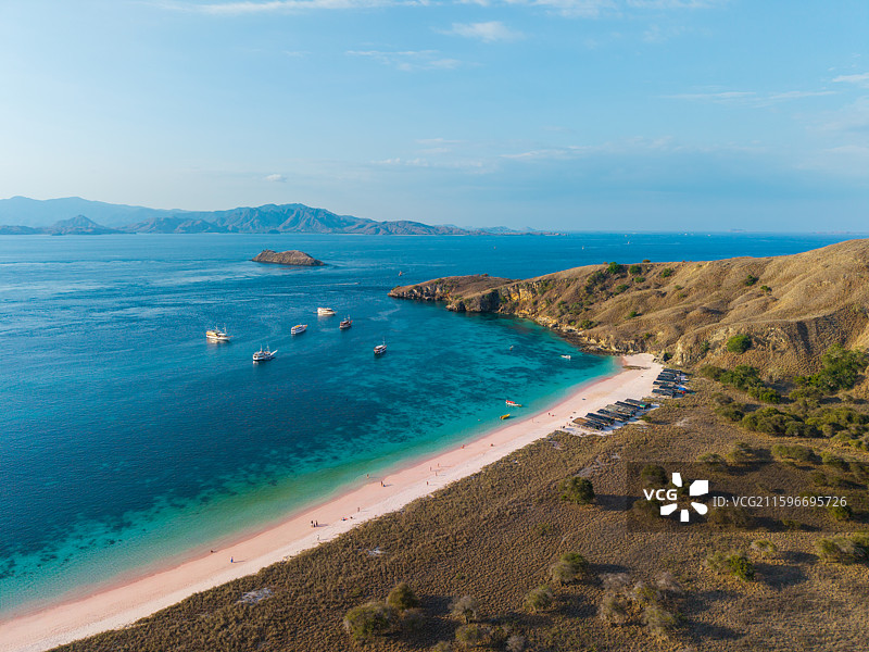 海滩对天的高角度视图海岸线的自然景观背景图片素材