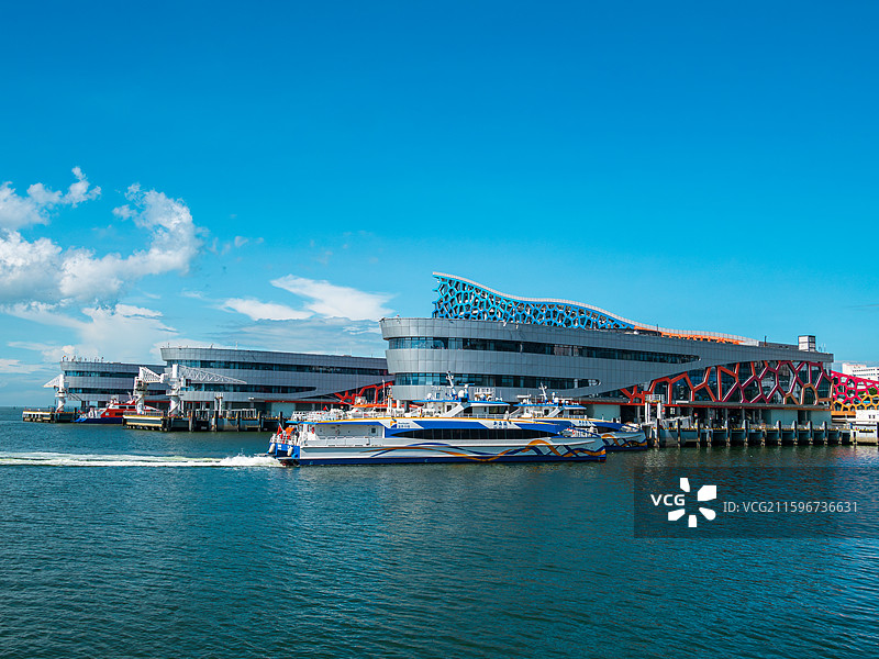 中国深圳蛇口港蛇口邮轮中心游船码头图片素材