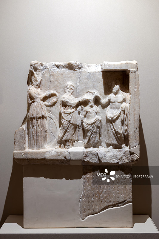 首博-希腊人-从阿伽门农到亚历山大-授予阿斯克勒庇奥多洛斯荣誉的法令石碑-公元前323-322年-大理石-卫城博物馆藏图片素材