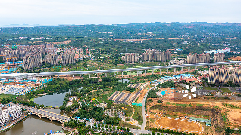 河南郑州荥阳贾峪镇洞林湖风景图片素材