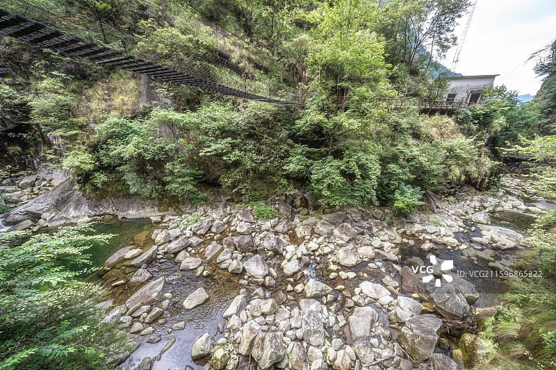 江西省上饶市婺源县大鄣山卧龙谷金庸武侠山谷山林山里峡谷自然风光图片素材