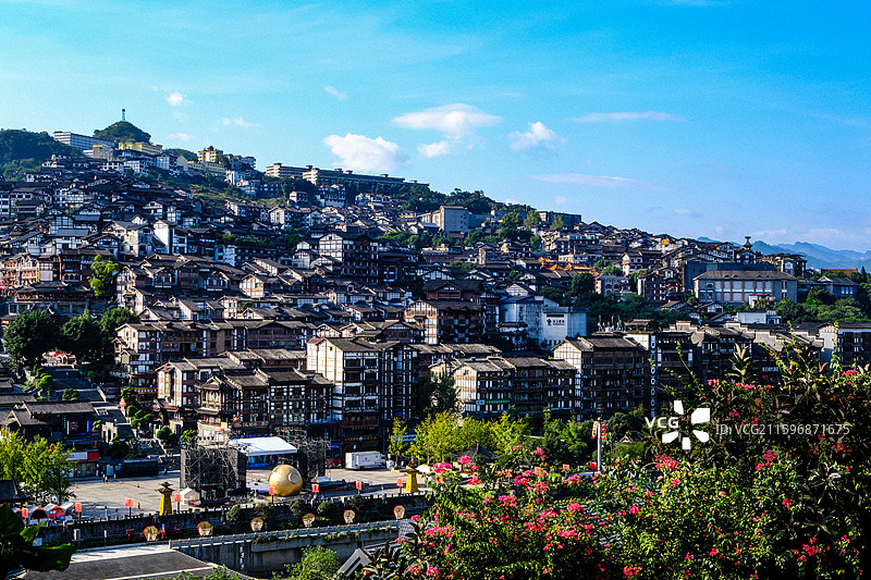 中国贵州遵义仁怀市茅台镇风光，酒城茅台镇风光，茅台镇日出，茅台彩虹桥，茅台红军桥，茅台杨柳湾古镇图片素材