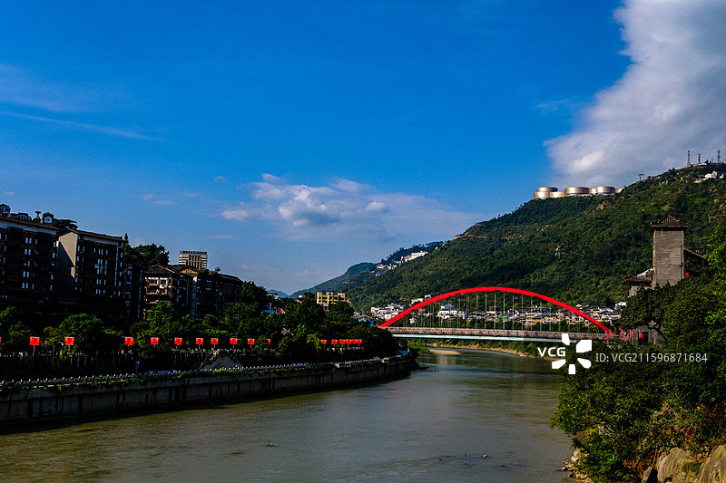 中国贵州遵义仁怀市茅台镇风光，酒城茅台镇风光，茅台镇日出，茅台彩虹桥，茅台红军桥，茅台杨柳湾古镇图片素材
