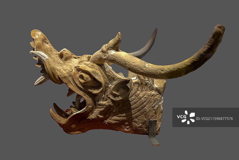 红陶套兽（西夏，2001年宁夏银川市西夏陵区3号陵西南角阙遗址出土，西夏陵博物馆藏）图片素材