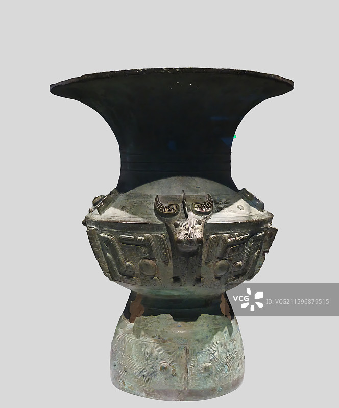 古代文明，青铜器，牛首兽面纹尊图片素材