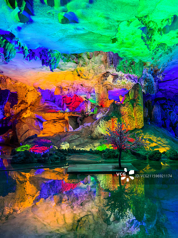 冠岩溶洞景区洞穴风光图片素材