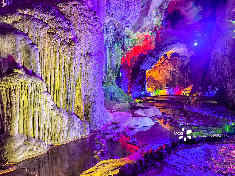 冠岩溶洞景区洞穴风光图片素材