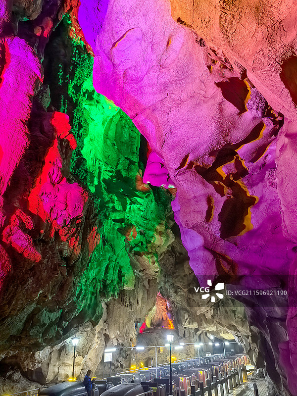 冠岩溶洞景区洞穴风光图片素材