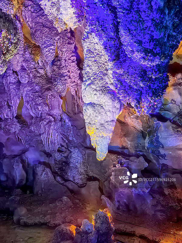 溶洞钟乳石石笋图片素材