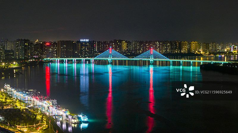航拍清远北江夜景图片素材