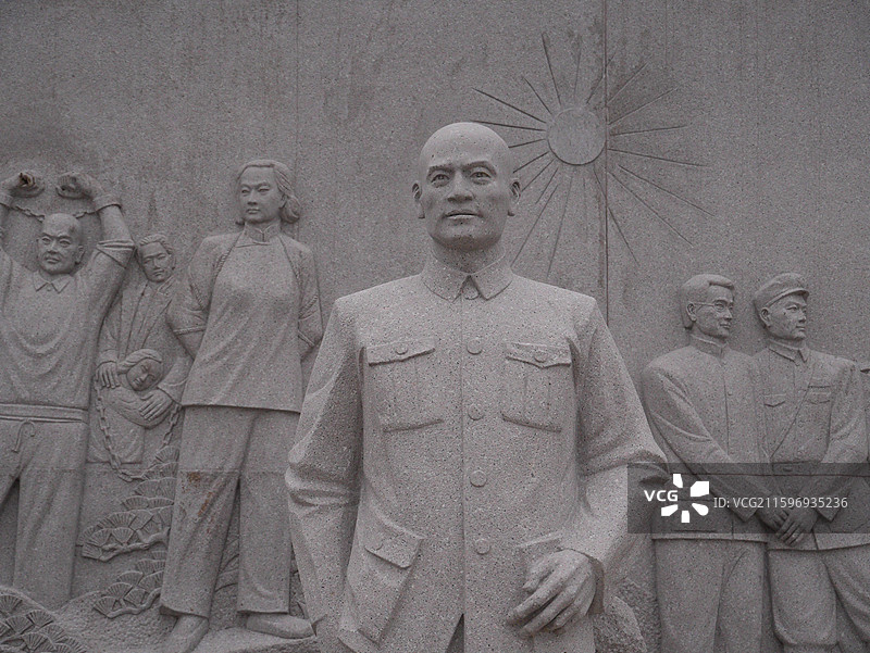 北京西山无名英雄纪念广场聂曦烈士雕像图片素材