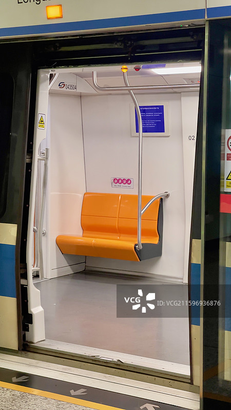 地铁车厢内部图片素材