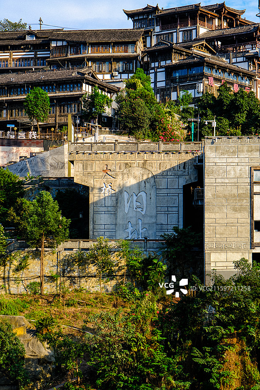 中国贵州遵义仁怀市茅台镇茅台红军四度赤水纪念园，茅台红军渡口纪念碑，红军四度赤水纪念塔，茅台红军桥，图片素材