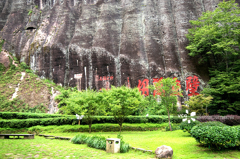 俯拍福建南平九曲溪竹筏漂流周边风景图片素材