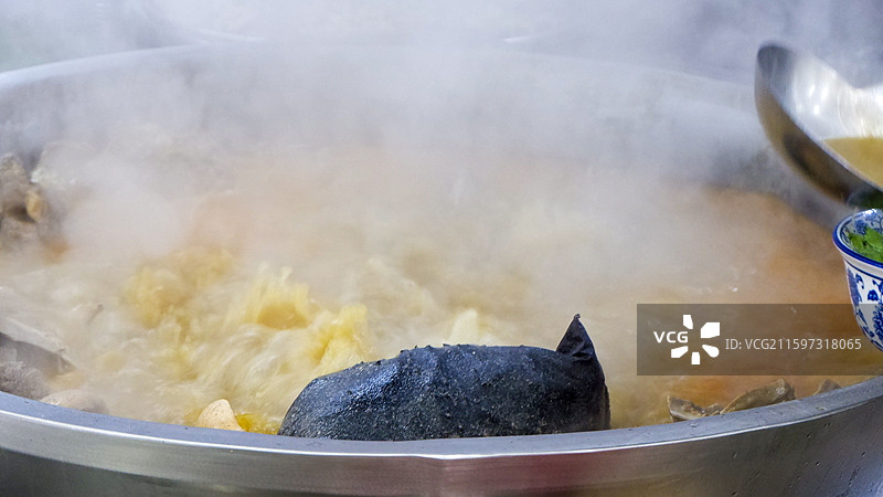 淮南牛肉汤·热气里的乡味图片素材