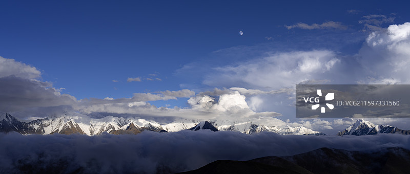 贡嘎雪山-冷噶措-甲根坝-泽桑拉空中花园图片素材
