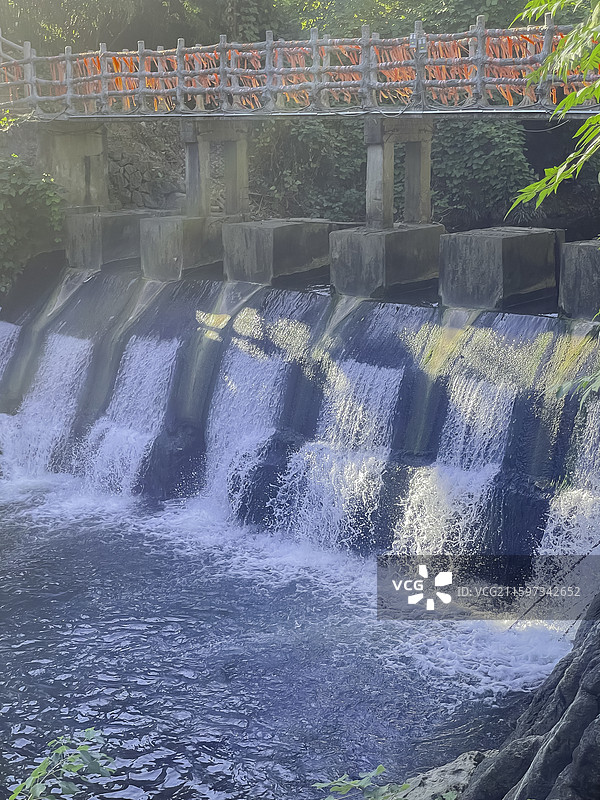 湖南省永州：零陵愚溪瀑布图片素材