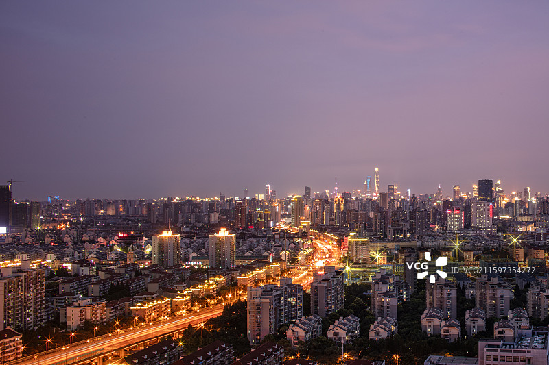 上海普陀区城市夜幕全景图片素材