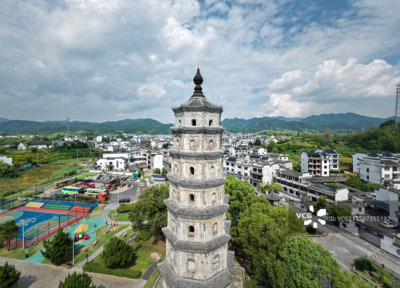 安徽省黄山市徽州区潜口村南明嘉靖二十三年下尖塔翼峰塔公园图片素材