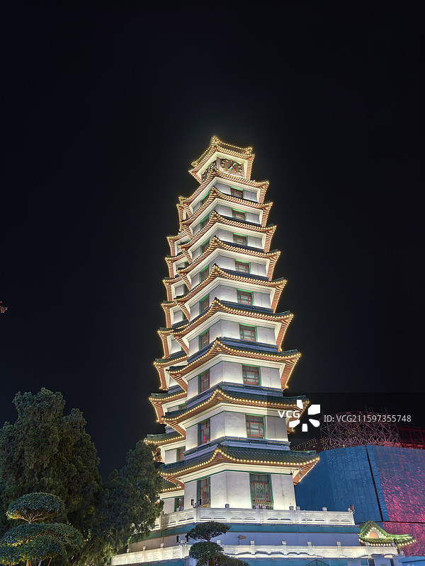 郑州二七塔夜景灯光秀图片素材
