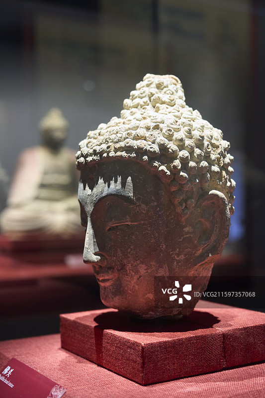 天梯山石窟佛头图片素材