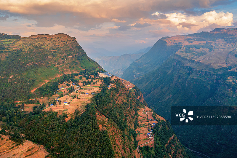 四川大凉山风光图片素材