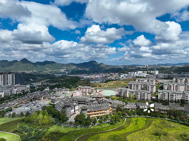 贵州省毕节市大方县奢乡古镇秋日风光图片素材