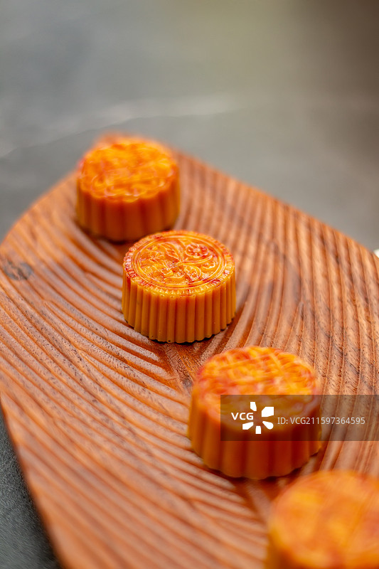 四川省绵阳市室内月饼制作图片素材