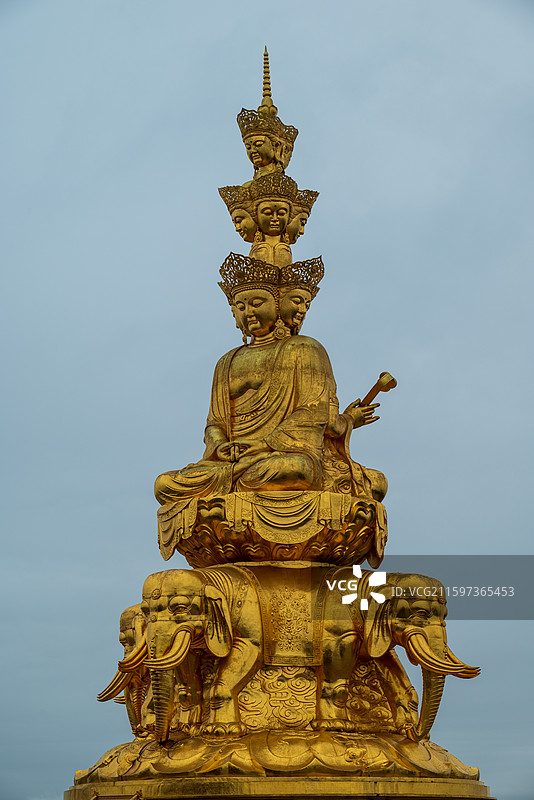 峨眉山金顶 十方普贤像图片素材